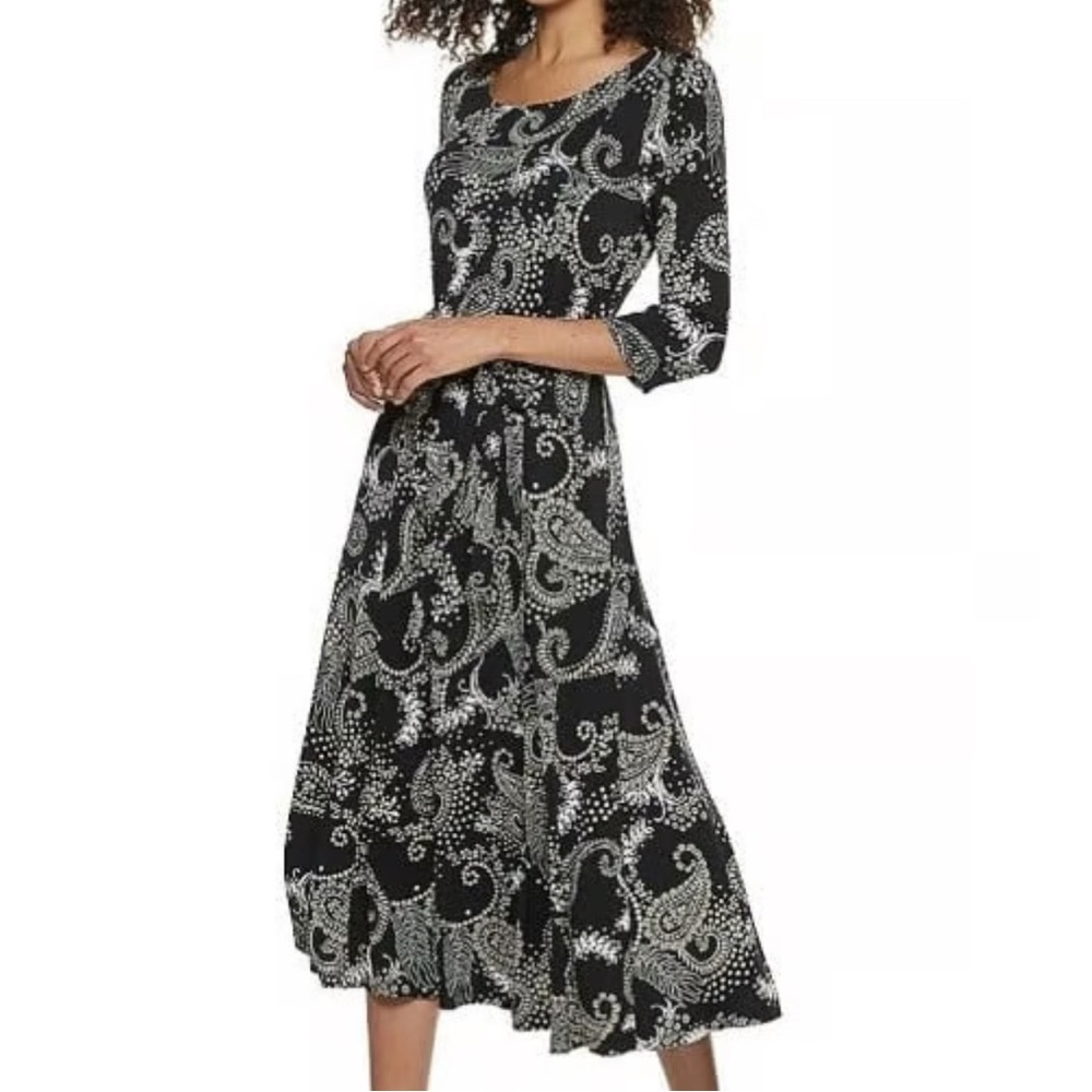 NWT Elegant Black and White Paisley Dress
